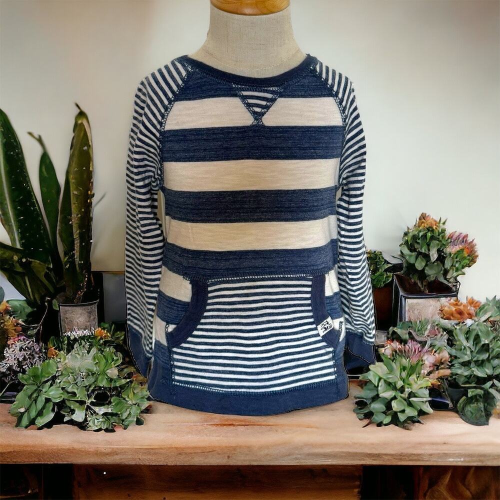 5/$35    Genuine‎ Kids Boys Shirt Sz 4T Cream Blue Stripes Kangaroo Pocket Knit